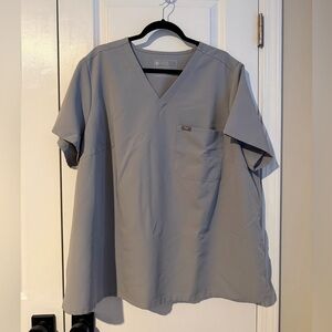 Figs Women’s Catarina One Pocket Scrub Top Cement Gray Size 4XL